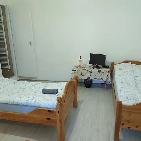 بيت ضيافة Paraszt Porta Vendeghaz Nagyharsány