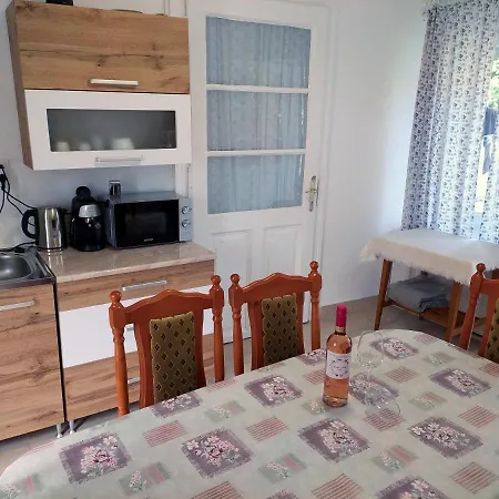 Paraszt Porta Vendeghaz Guest house